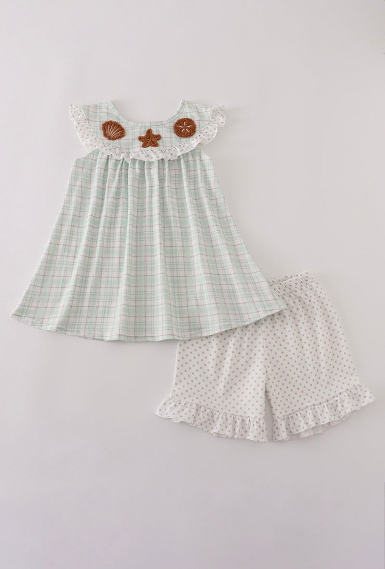 Girl Green plaid seashell short set